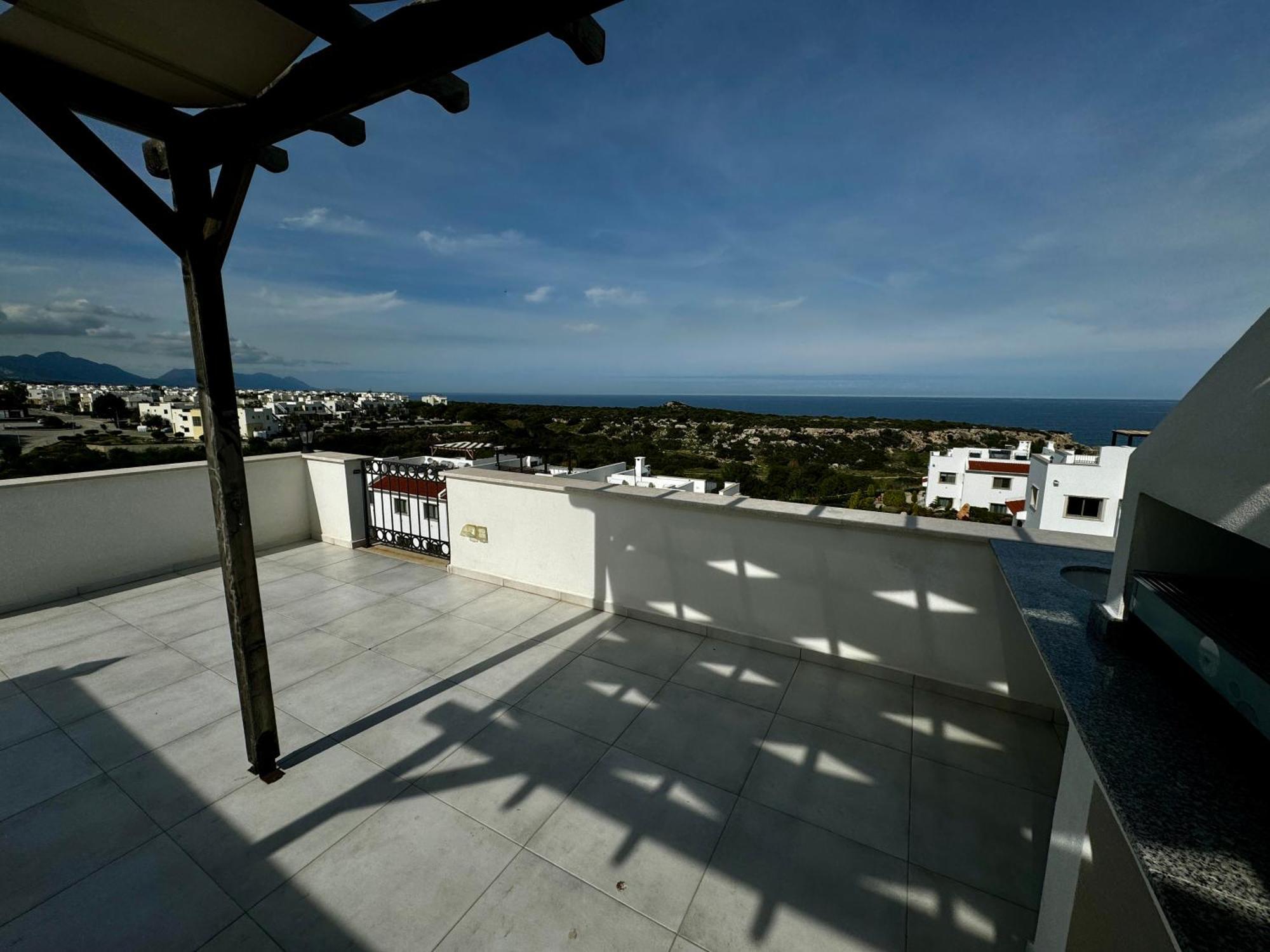 Carrington Holidays Kyrenia  Exterior photo