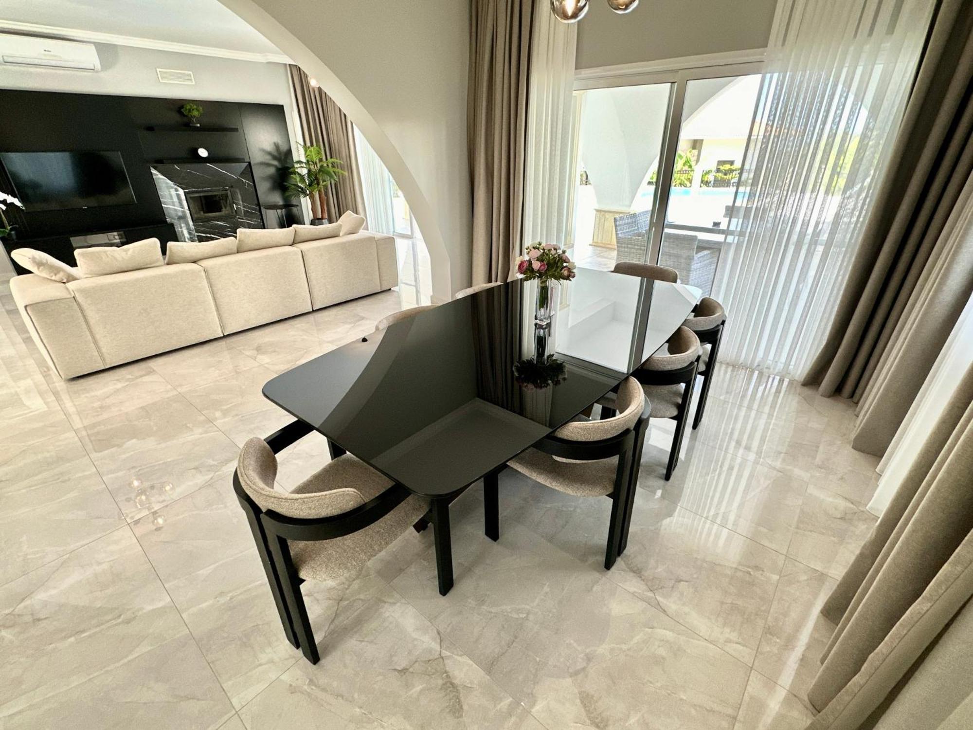 Carrington Holidays Kyrenia  Exterior photo